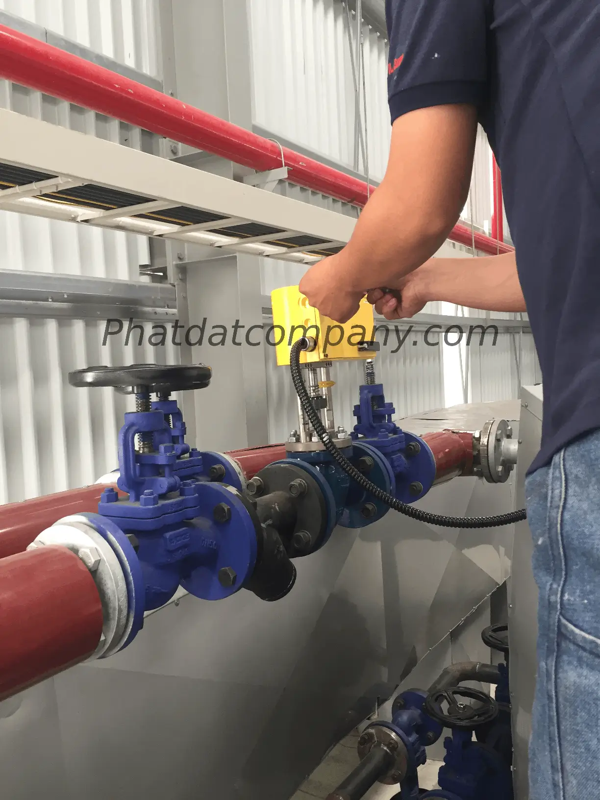 Installing the CONFLOW linear valve